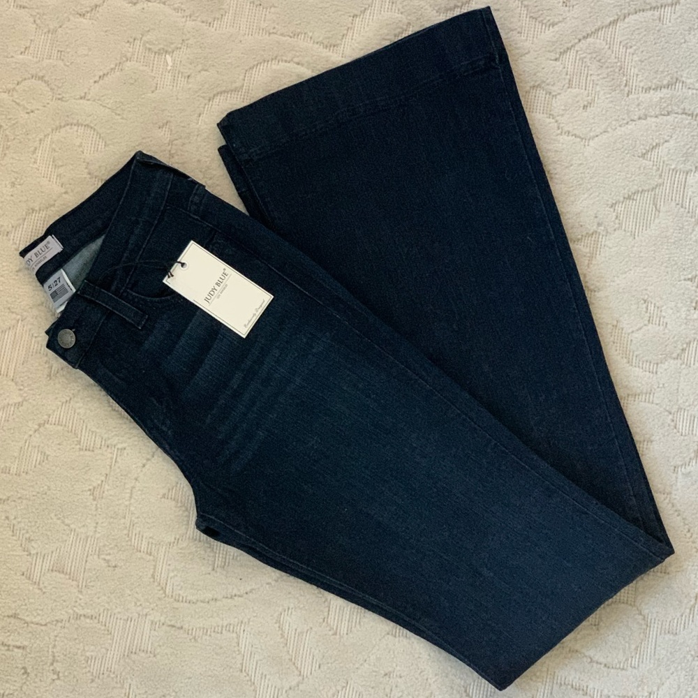 NWT Judy Blue fitted trousers flare jeans